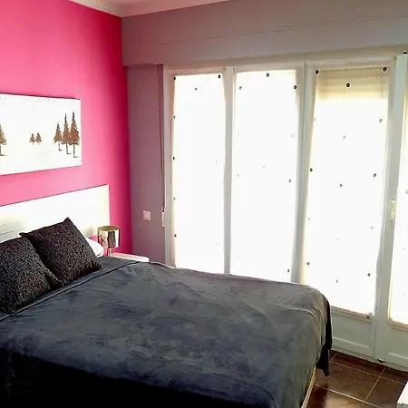 Centro Casco Antiguo Lägenhet *